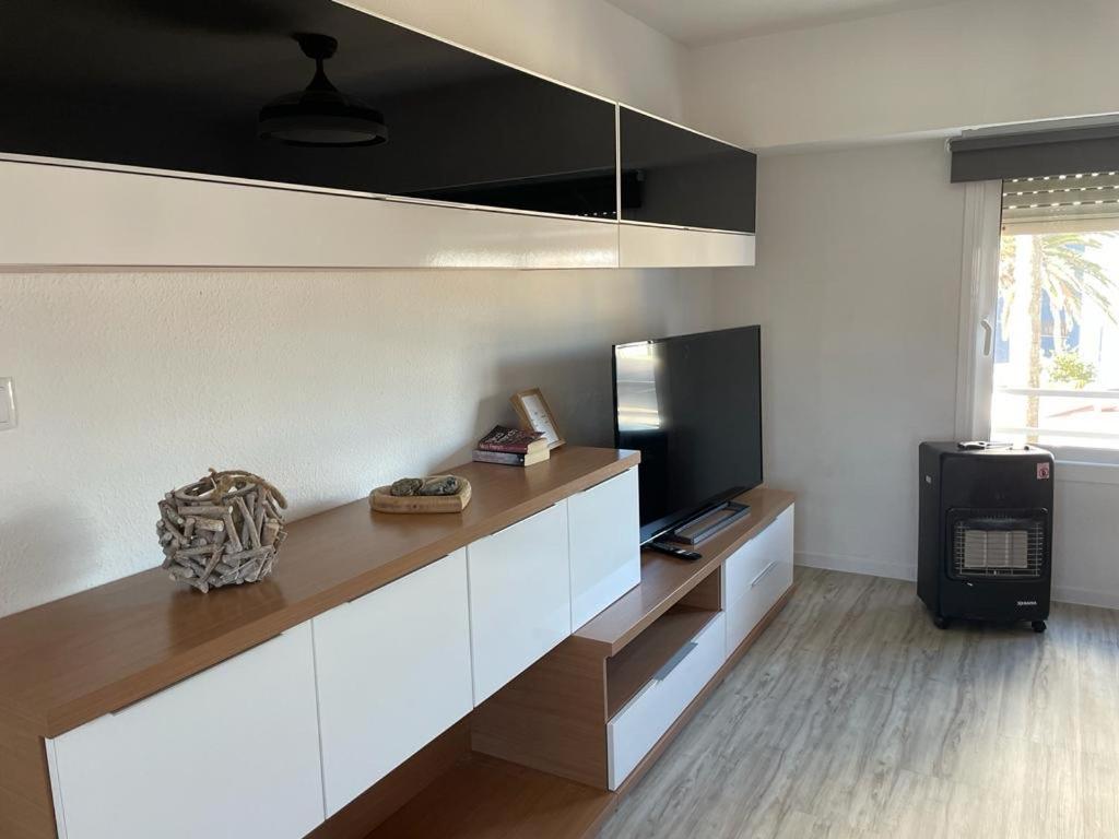 Apartamento En Complejo Residencial Con Piscina Y Garaje Frente Al Mar Valencia Ngoại thất bức ảnh